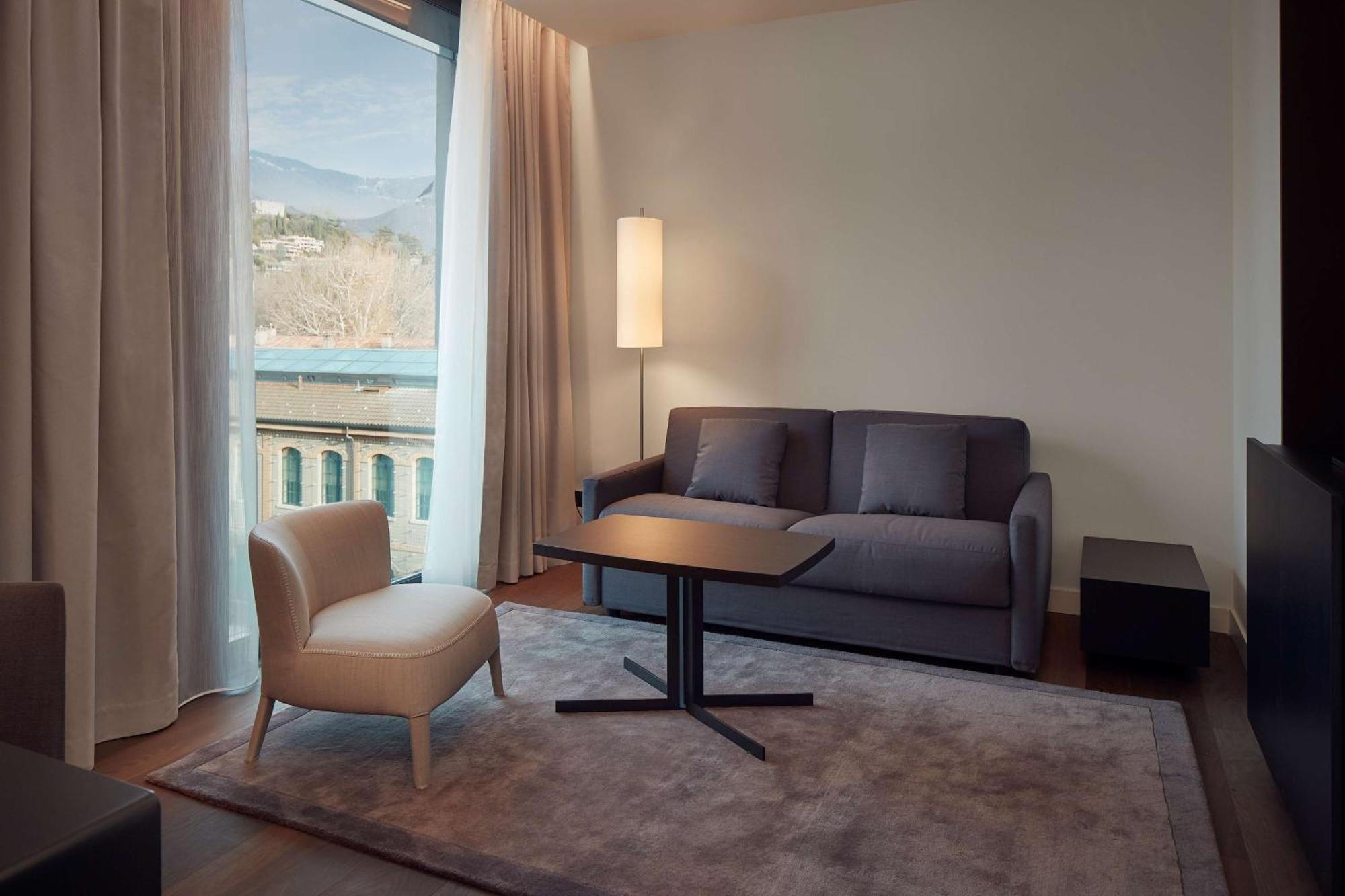 Hilton Lake Como Exterior foto